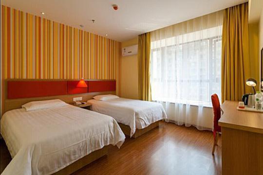 היפיי Home Inn Fortune Plaza מראה חיצוני תמונה